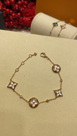 Louis Vuitton LV Bianco Madre Perla Florale Quattro Foglie Trifoglio Bracciale Oro Rosa-3727