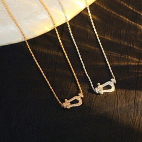 Feidan oro e argento ferro da cavallo metà collana diamante-3774